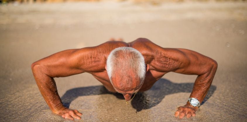 5 exercices que vous devez maîtriser pour protéger votre corps après 60 ans